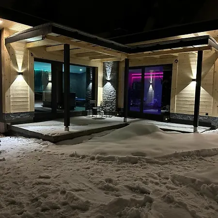 Deluxe & Na Wylacznosc Tatil Evi *