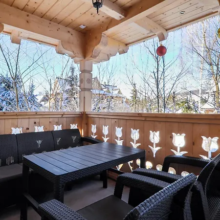 Deluxe & Na Wylacznosc Tatil Evi *